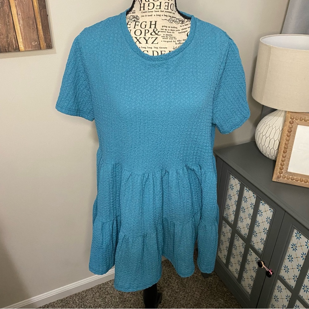 Davina Blue Textured popcorn Blouse Oversized babydoll Peplum Tunic NWOT medium